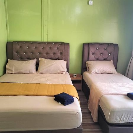 Oceanboys Inn Kampong Pasir Panjang  Экстерьер фото